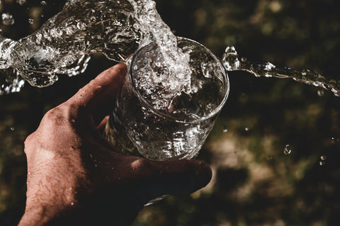 Hydration Die Bedeutung von Wasser für Sportler